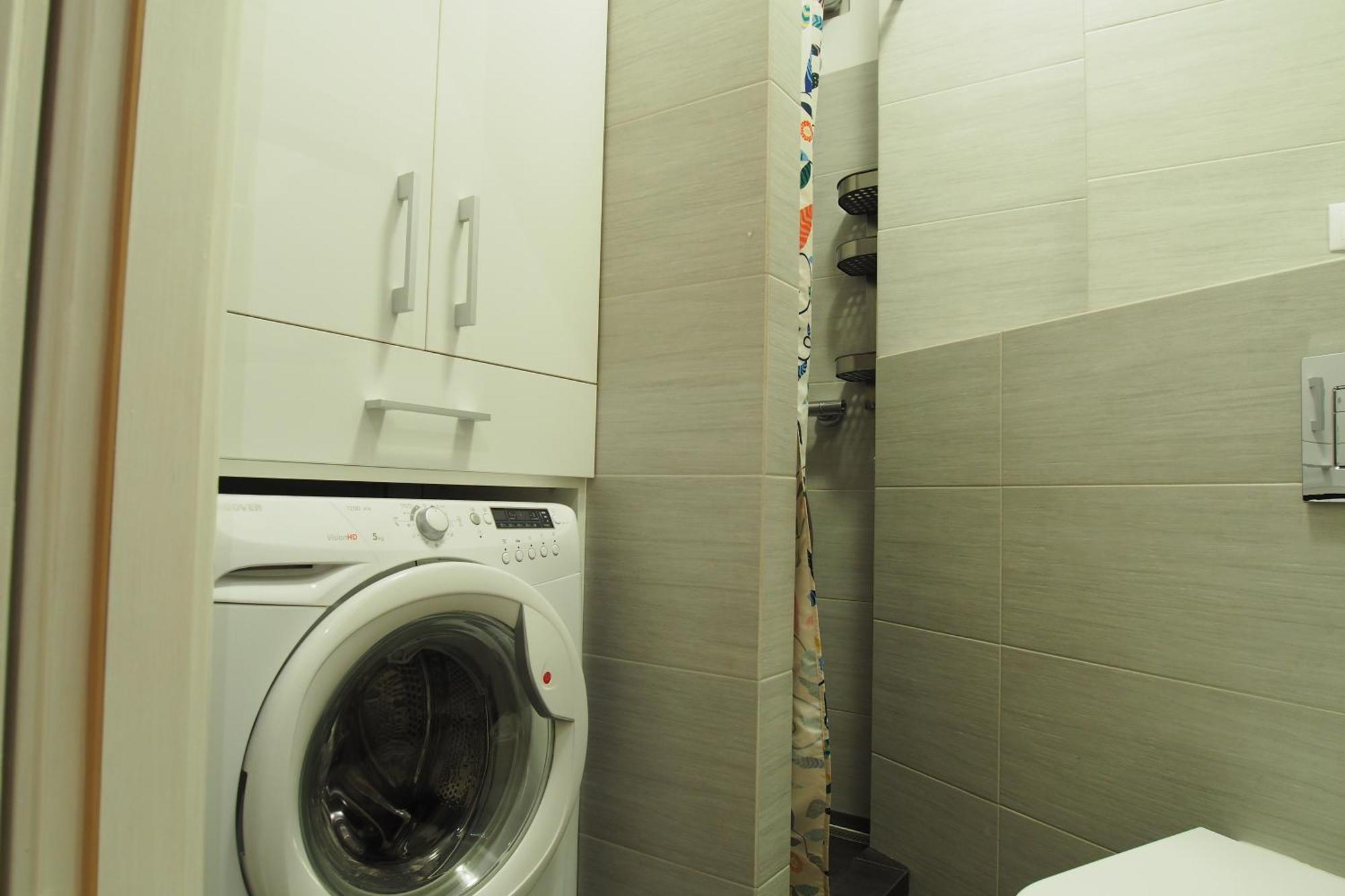 K2013 Astra Grand-tourist Apartment